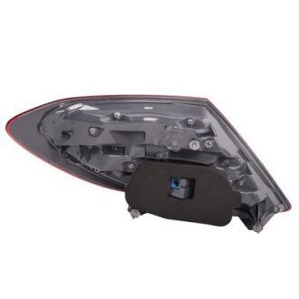 Задня фара в зборі BAPMIC BF0217510008