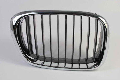 Решітка радіатора Прав передн (решітка радіатора, срібн) BMW 5 (E39) 2.0-4.9 01.96-05.04 BLIC 65020700659912P