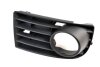 Решітка бампера передн прав (4 смужки, з отвором для галогенних фар) VW GOLF V Хетчбек 10.03-02.09 BLIC 6502079524996P (фото 1)