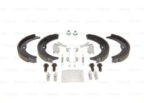 DB Комплект гальмівних колодок PRO (з комплект.) (d 186мм) Vito 03- BOSCH 0204113820