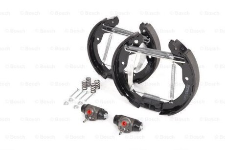 SKODA К-т гальмівних колодок SUPER PRO, OCTAVIA I 95- BOSCH 0204114632