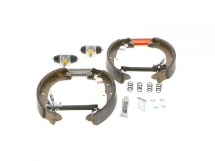 OPEL К-т гальмівних колодок (барабан) SUPER PRO (230*42) Astra, Zafira, Vectra BOSCH 0204114652