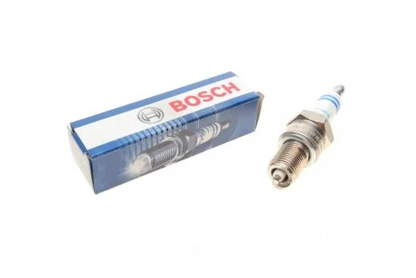 СВІЧКА WR8DCE 0.8 BOSCH 0 242 229 656