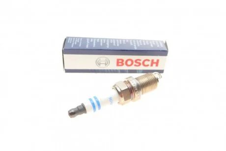 СВІЧКА FR6KI332S 0 242 240 653 BOSCH 0242240653