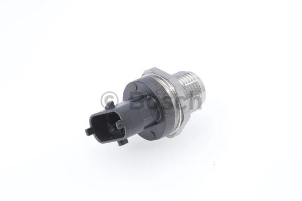 Датчик тиску палива на паливн. рейці NISSAN CABSTAR, PATROL GR V 3.0D 09.06- BOSCH 0281006244 (фото 1)