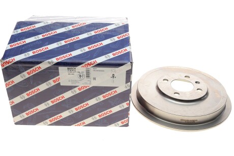 Гальмівний барабан BOSCH 0 986 477 194