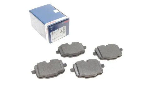 Комплект гальмівних колодок з 4 шт. дисків BOSCH 0 986 494 759