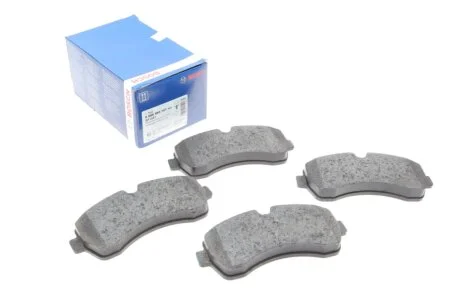 Комплект гальмівних колодок - дискові BOSCH 0986495107