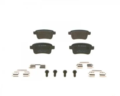 Комплект гальмівних накладок, дискове гальмо BOSCH 0986495418