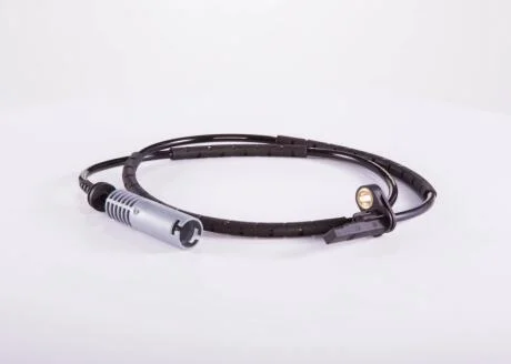 Датчик, кількість обертів колеса BOSCH 0986594565
