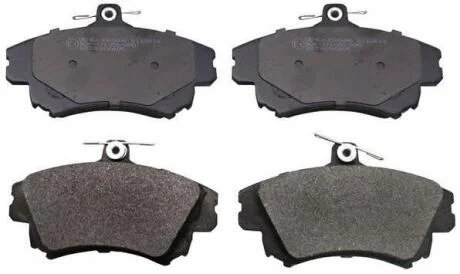 Гальмівні колодки дискові перед. Volvo S40/V40/Mitsubishi Carisma 00- DENCKERMANN B110814
