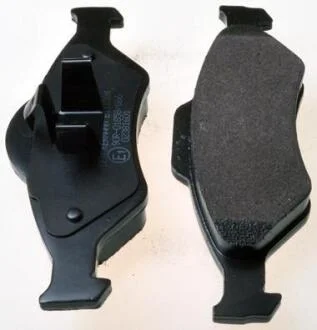Гальмівнi колодки дисковi Ford Fiesta, KA 00- DENCKERMANN B111304