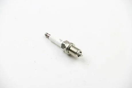 Свічка запалювання 5016 DENSO Q16PRU11