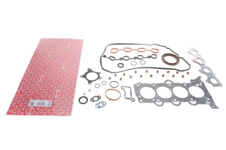 Комплект прокладок двигуна ELRING 825.760