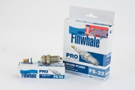 Свічка запалювання серія PRO ВАЗ 2110-2112, 2170-2172 16клап. 3-х електродна FINWHALE FS32