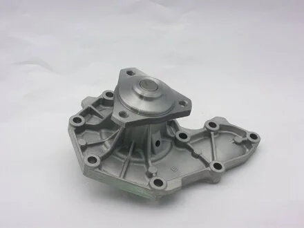 Насос водяний RENAULT GMB GWR06A