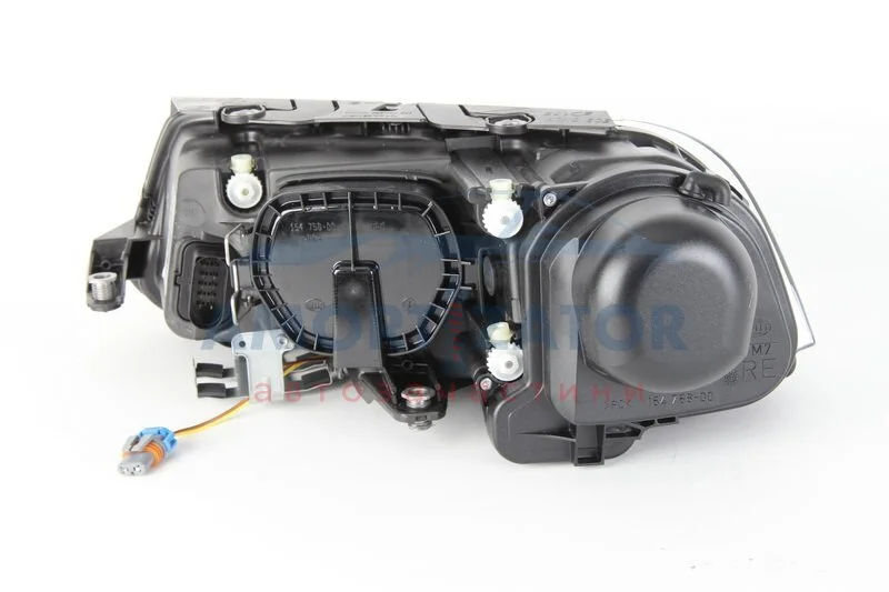 VW Фара основная Bi-Xenon с мотором,без газор.лампы,с лампами накал.D2S/H7 PY21W W5W прав.Passat 00- HELLA 1EL 008 340081 (фото 1)