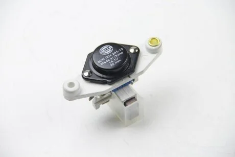 Реле-регулятор напруги HELLA 5DR 004 241131
