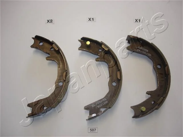 MITSUBISHI щоки гальмівні для стоянкового гальма 96- Eclipse,Galant,Lancer,Sigma,Outlander JAPANPARTS GF507AF (фото 1)