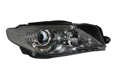 Фара передня права Xenon VOLKSWAGEN PASSAT CC (B6) 08-11 MAGNETI MARELLI 711307023005