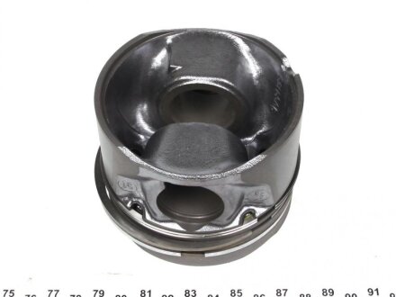 Поршень Mahle MB C-E-Class (W202,C202,S202,S210)/Vito2,2 CDI 97-03 MAHLE / KNECHT 001 36 00