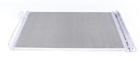 Радіатор кондиціонера MAHLE / KNECHT AC 344 000S
