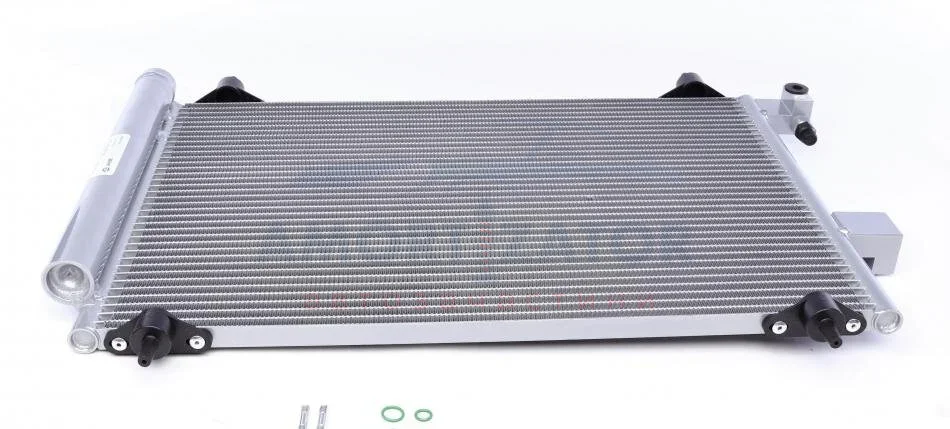 Конденсатор, система кондиціонування повітря MAHLE / KNECHT AC 585 001S (фото 1)