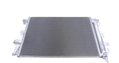 Конденсатор MAHLE MAHLE / KNECHT AC 635 000S