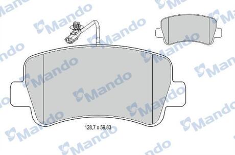 Комплект гальмівних накладок, дискове гальмо MANDO MBF015044