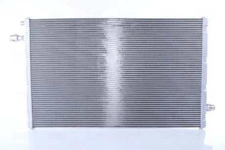 Радіатор охолодження NISSENS 606327