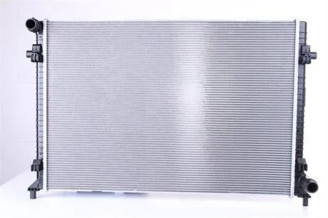 Радіатор охолодження NISSENS 606705