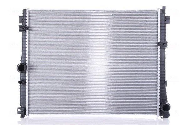 Радіатор охолодження двигуна First Fit NISSENS 606785 (фото 1)