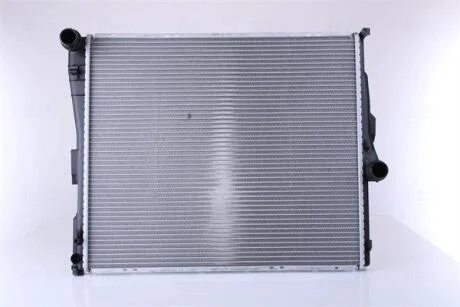 Радіатор системи охолодження NISSENS 60803A