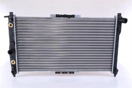 Радіатор охолоджування NISSENS 616591