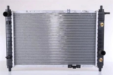 Радіатор охолоджування NISSENS 61663