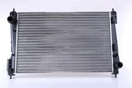 Радіатор системи охолодження NISSENS 61915