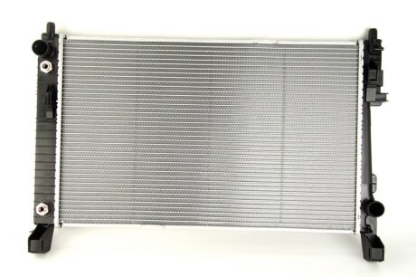Радіатор системи охолодження NISSENS 62799A