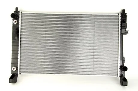 Радіатор системи охолодження NISSENS 62799A