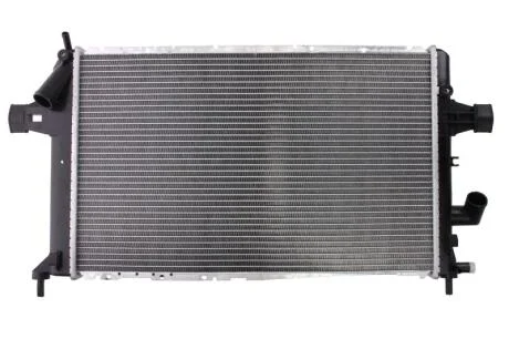 Радіатор охолоджування NISSENS 63021A