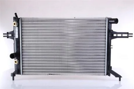 Радіатор охолоджування NISSENS 63248A