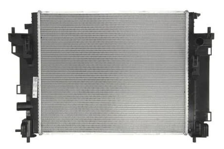 Радiатор NISSENS 637662