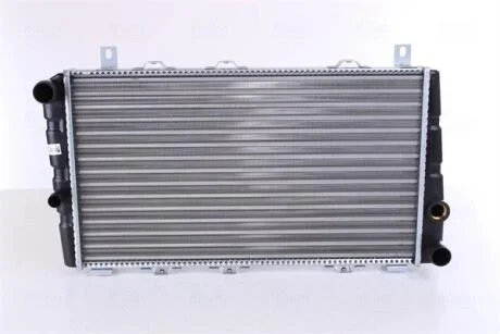 Радіатор системи охолодження NISSENS 64011