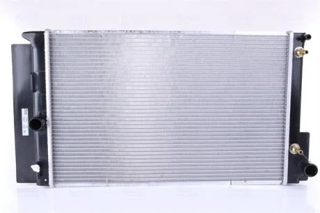 Радіатор NISSENS 64694