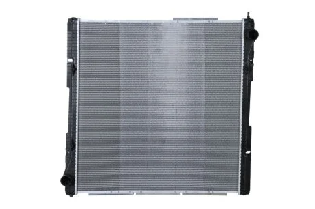 Радіатор NISSENS 672920