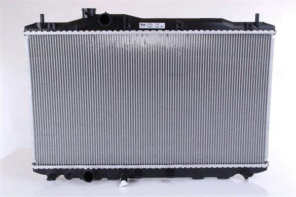 Радіатор охолодження двигуна First Fit NISSENS 68134A (фото 1)