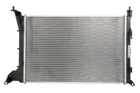 Радіатор охолоджування NISSENS 69702A