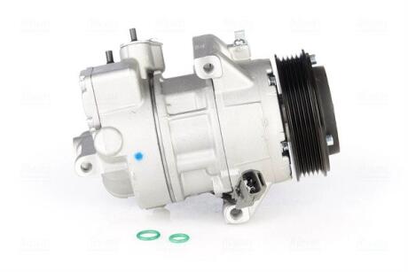 Компресор кондиціонера NISSENS 890077