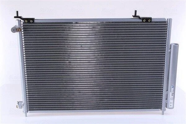 Радіатор кондиціонера First Fit NISSENS 940062 (фото 1)