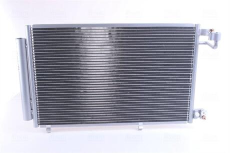Радіатор кондиціонера NISSENS 940108