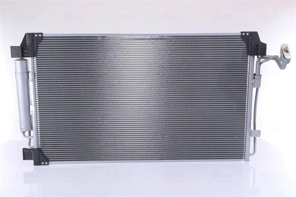 Радіатор кондиціонера First Fit NISSENS 940672 (фото 1)